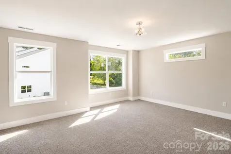 28 Brice Street Asheville NC 28806