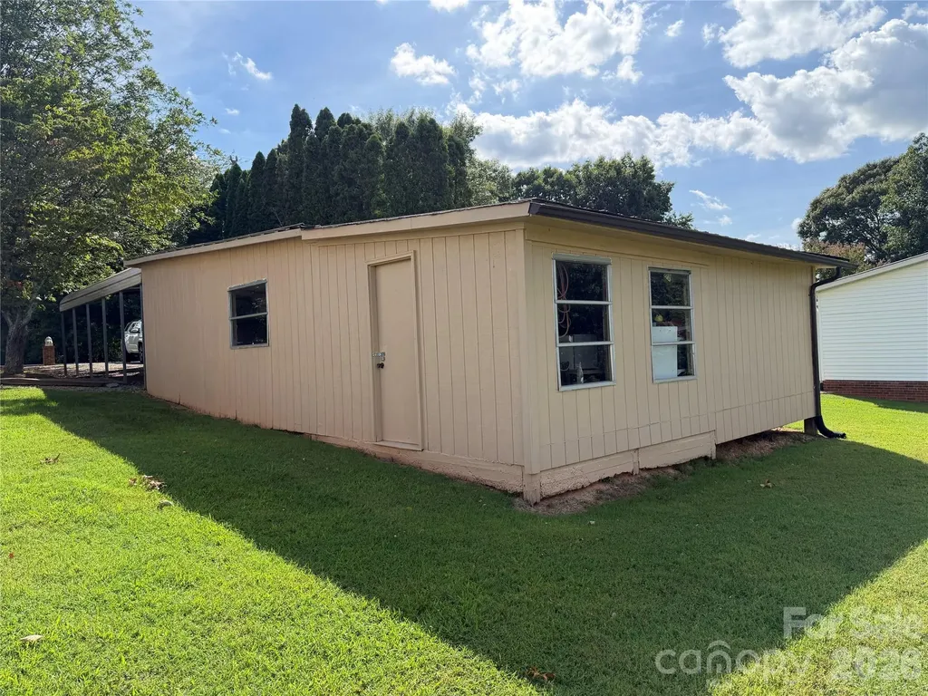 5720 Skyway Drive Conover NC 28613