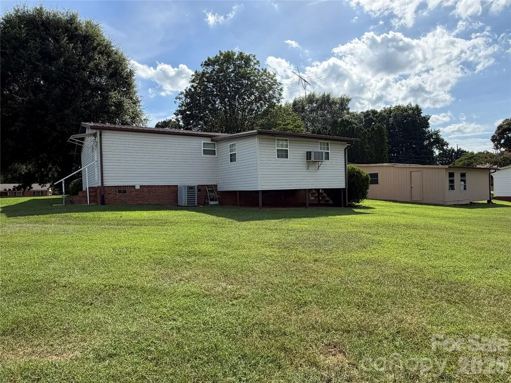 5720 Skyway Drive Conover NC 28613