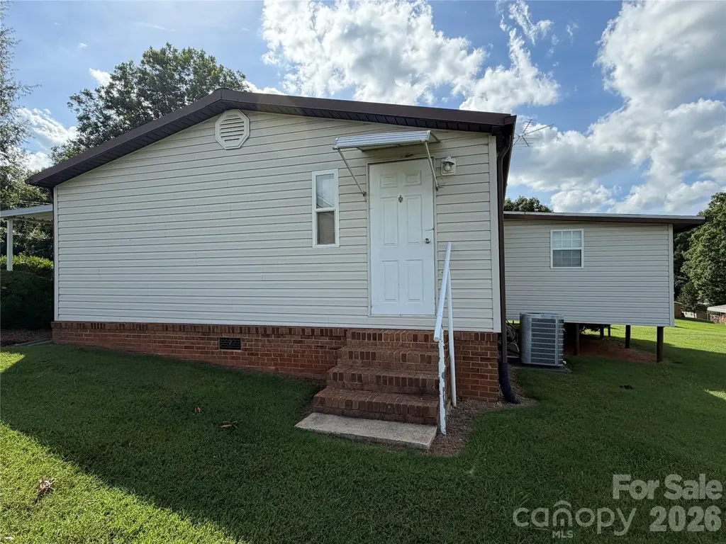 5720 Skyway Drive Conover NC 28613