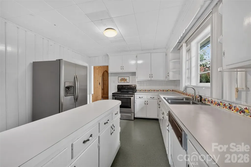 311 33rd Street Drive SE Hickory NC 28602