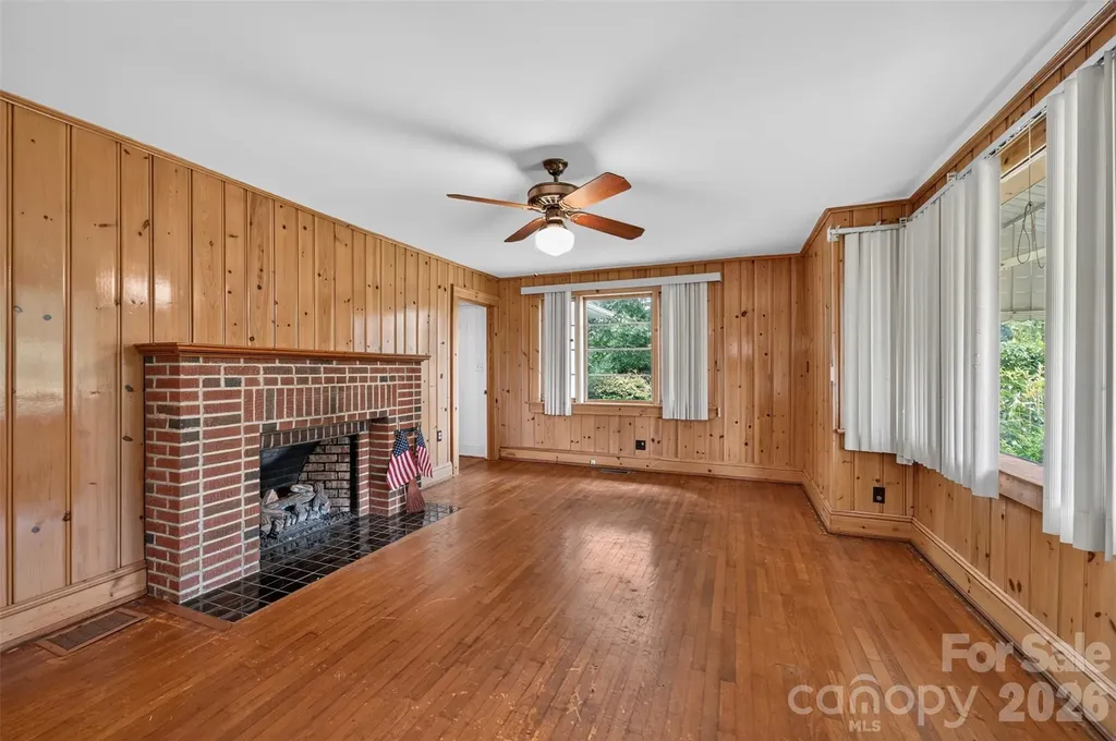 311 33rd Street Drive SE Hickory NC 28602