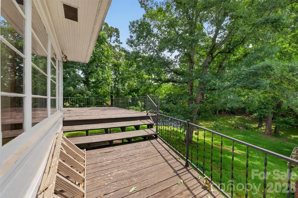 311 33rd Street Drive SE Hickory NC 28602
