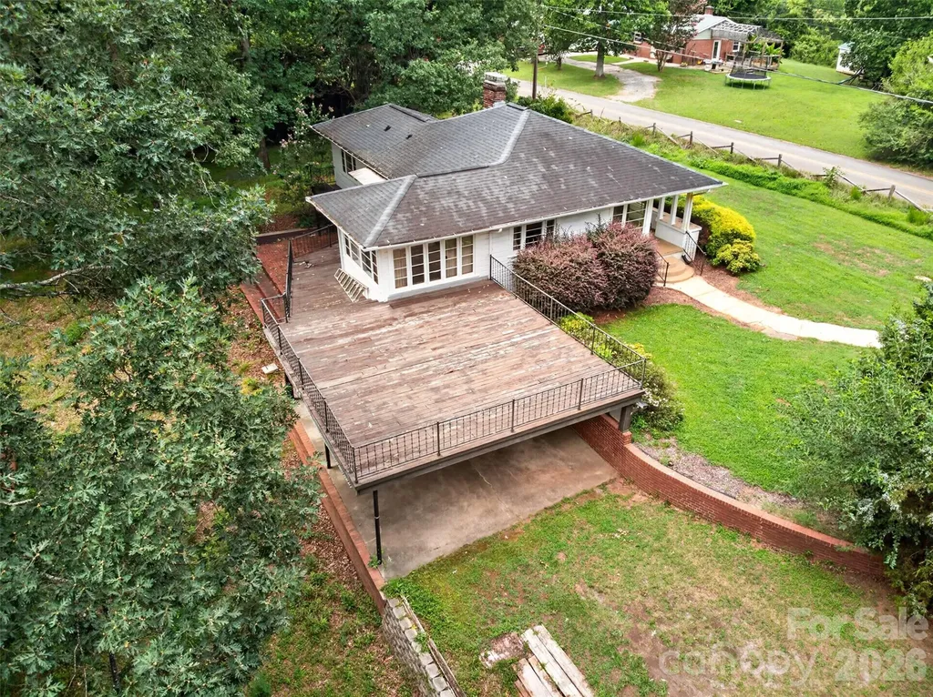311 33rd Street Drive SE Hickory NC 28602