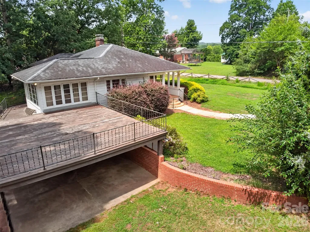 311 33rd Street Drive SE Hickory NC 28602