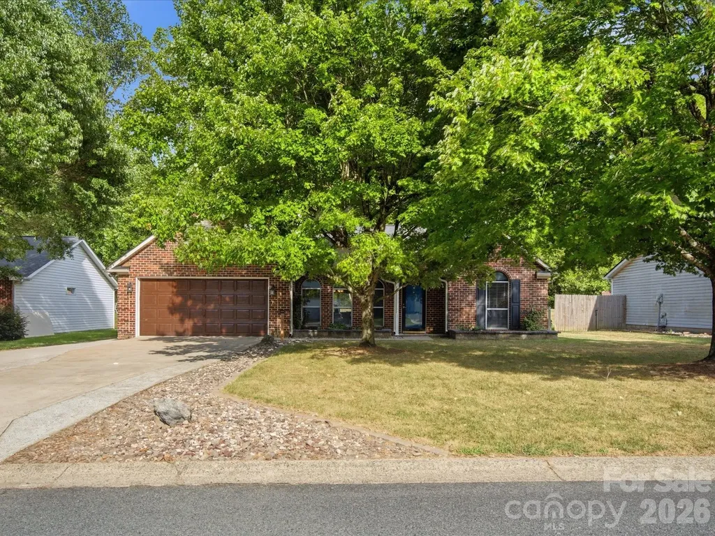 127 W Bank Drive Charlotte NC 28214