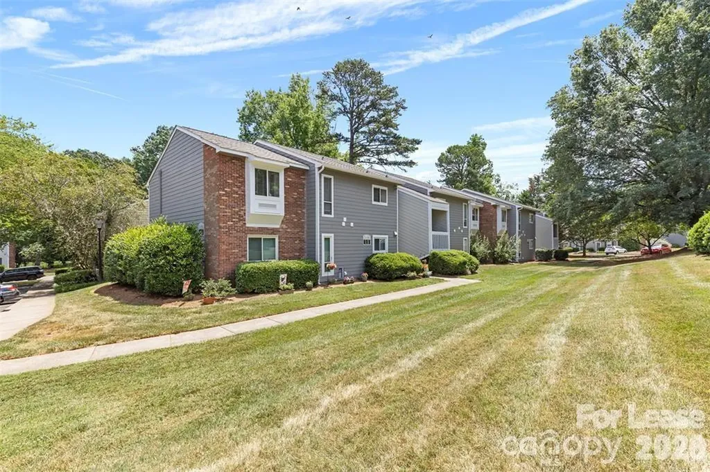 3156 Heathstead Place Charlotte NC 28210
