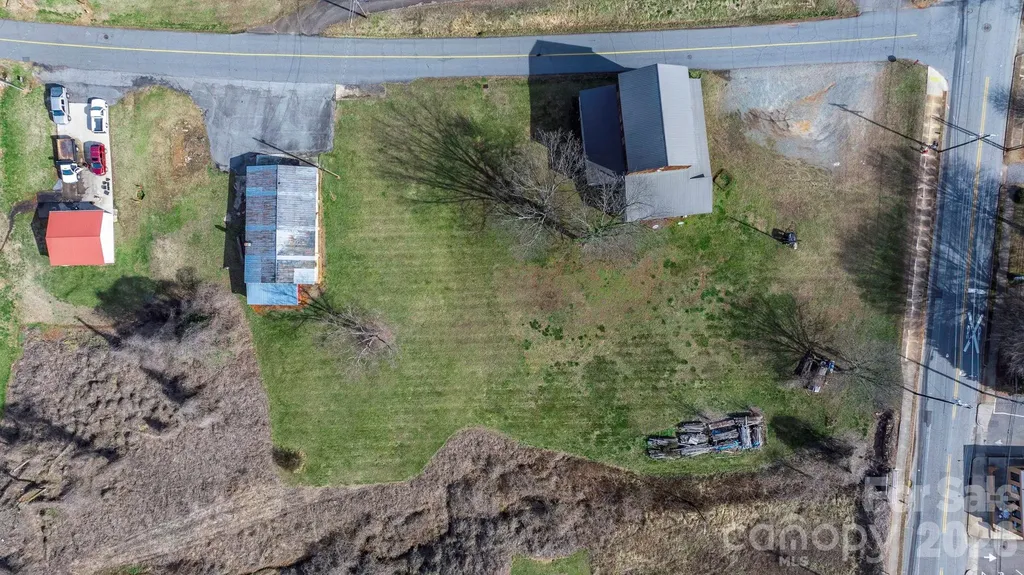 53 2nd Avenue N Taylorsville NC 28681