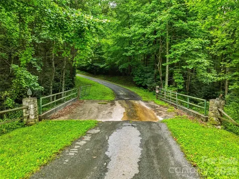961 Wilson Branch Road Mars Hill NC 28754
