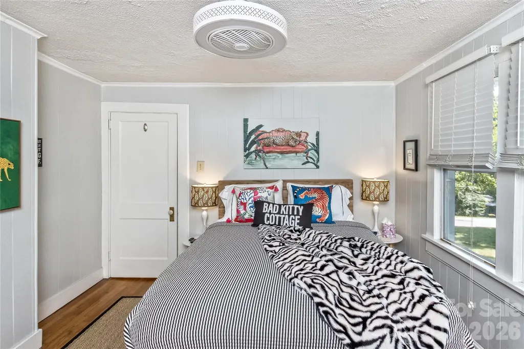 20 Cottage Street Woodfin NC 28804