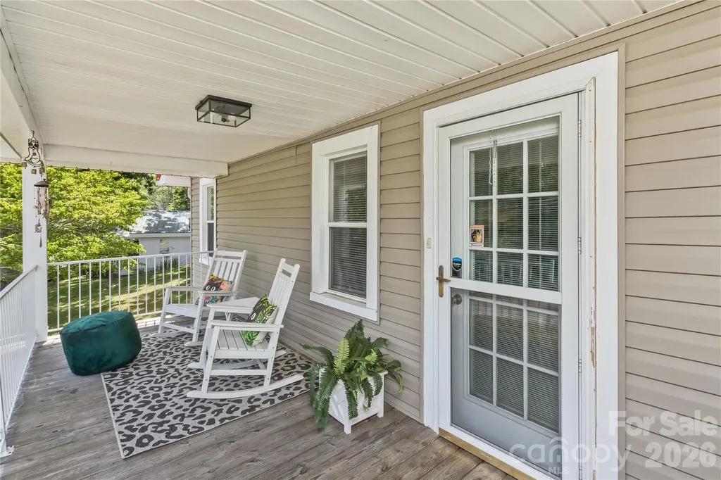 20 Cottage Street Woodfin NC 28804