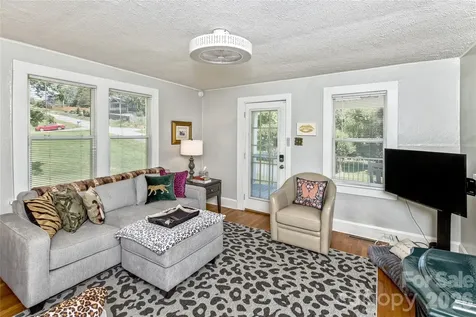 20 Cottage Street Woodfin NC 28804