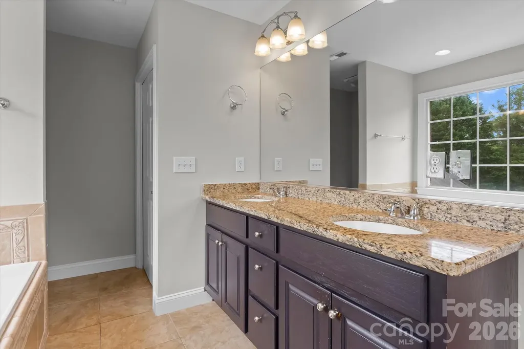 136 Summerchase Lane Mooresville NC 28117