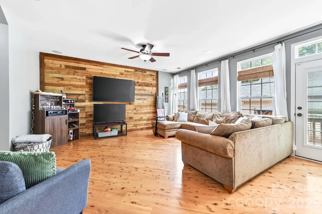 8261 Bridgegate Drive Huntersville NC 28078