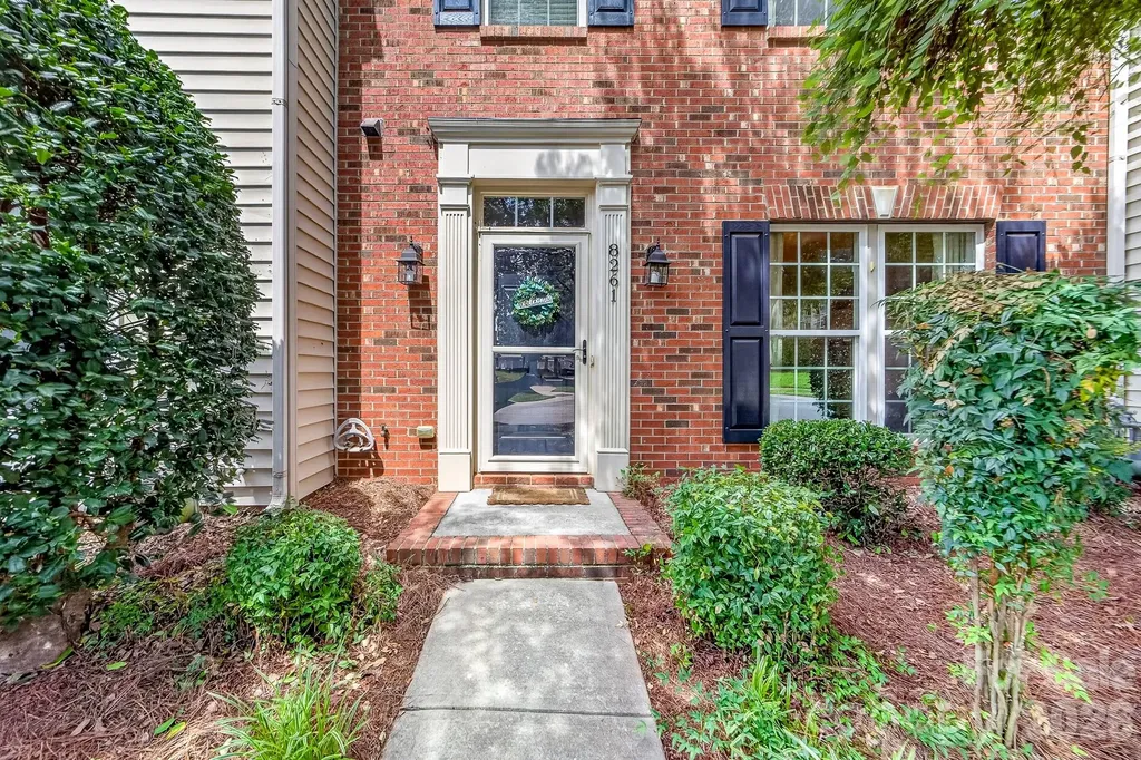 8261 Bridgegate Drive Huntersville NC 28078