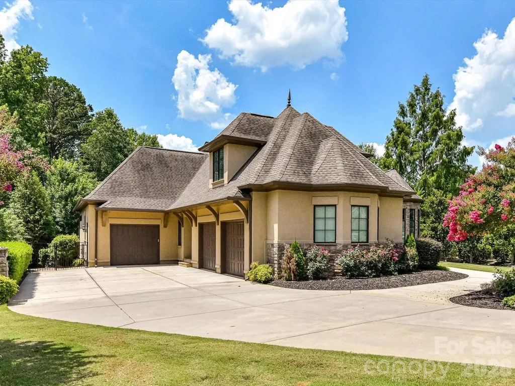 8119 Skyecroft Commons Drive Waxhaw NC 28173