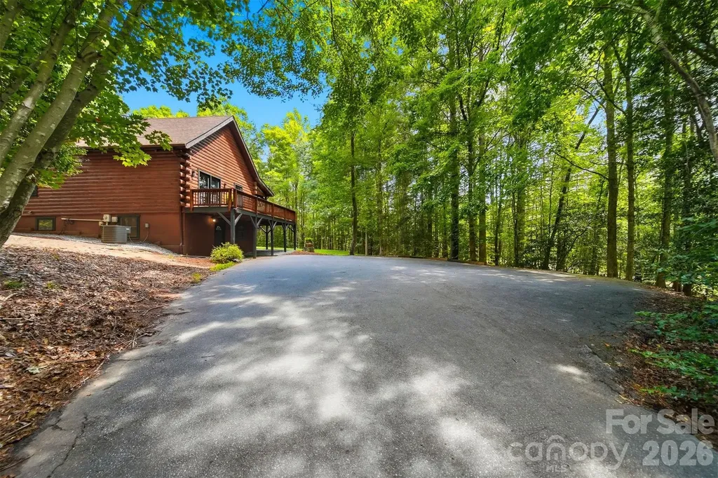7373 Jeeter Shell Avenue Connelly Springs NC 28612
