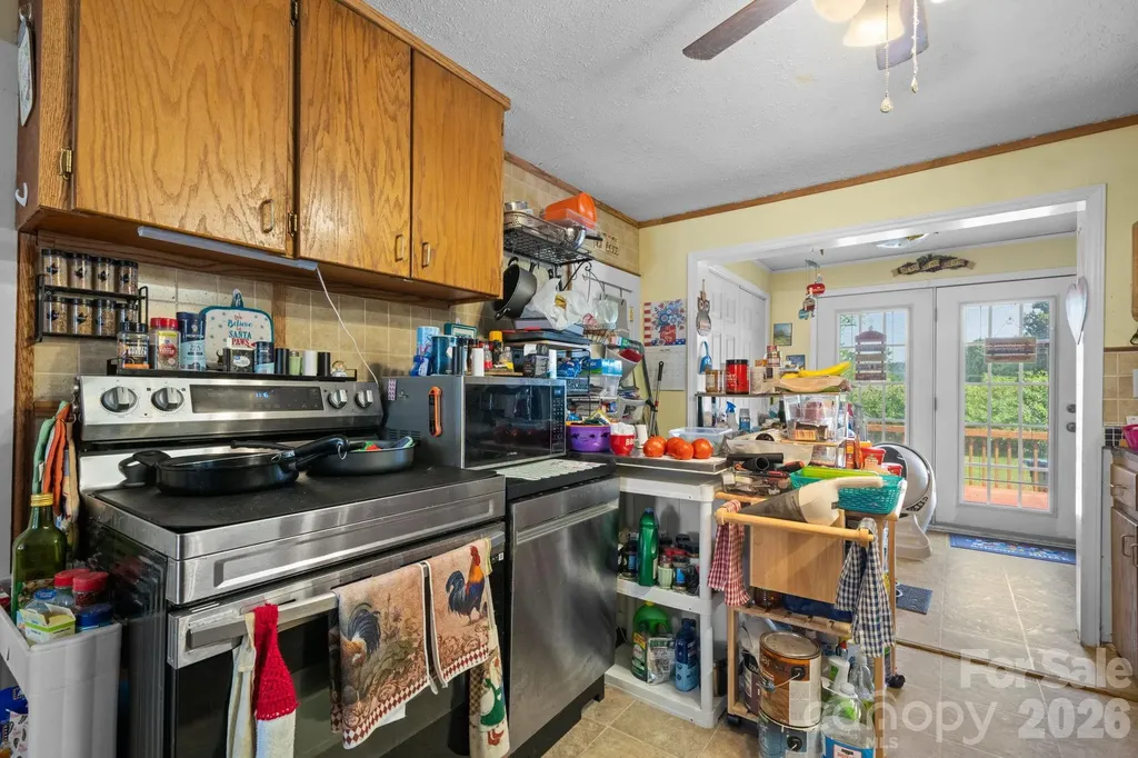2504 Brentwood Circle Lenoir NC 28645