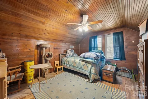 2504 Brentwood Circle Lenoir NC 28645