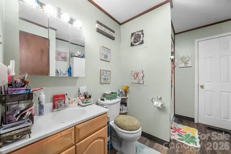 2504 Brentwood Circle Lenoir NC 28645