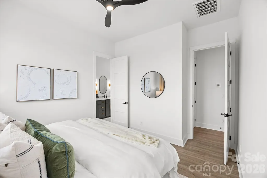 4039 S Tryon Street Charlotte NC 28217