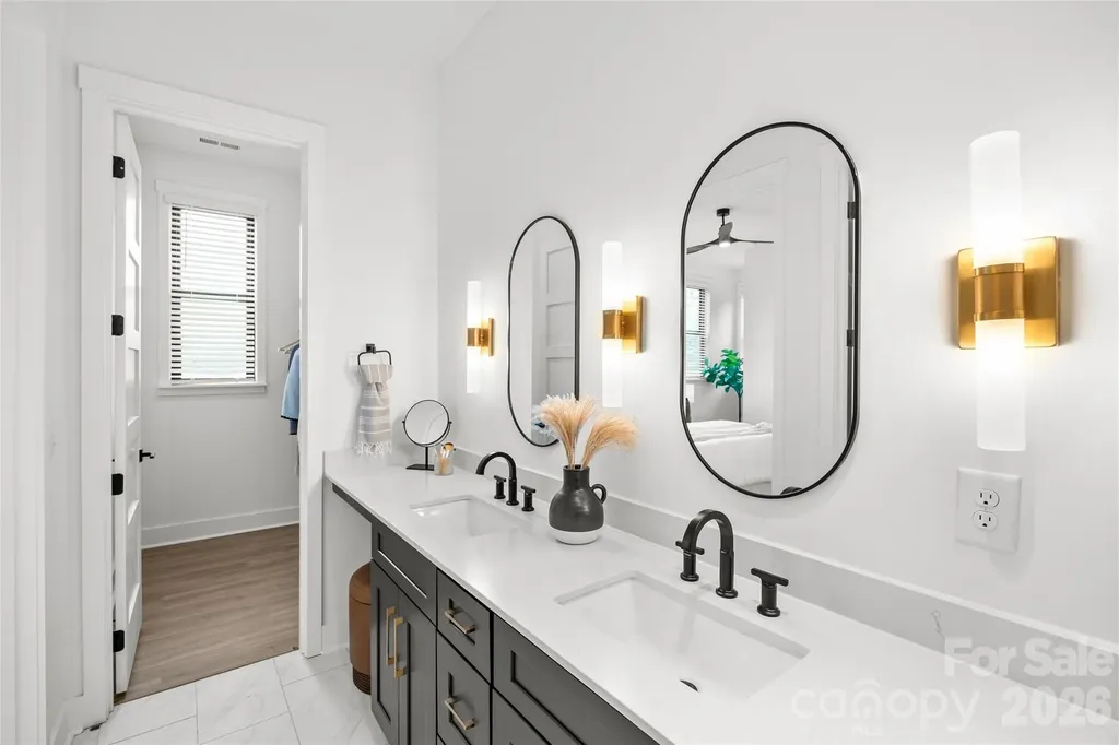 4039 S Tryon Street Charlotte NC 28217