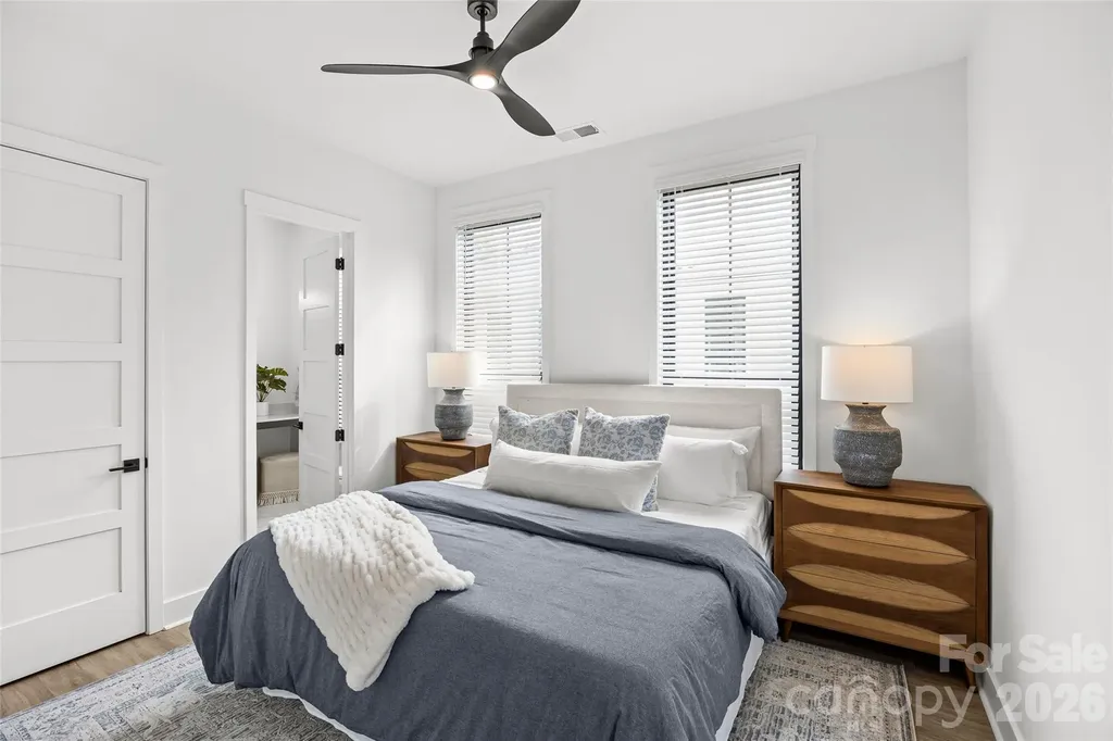 4039 S Tryon Street Charlotte NC 28217