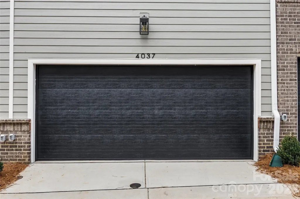 4039 S Tryon Street Charlotte NC 28217