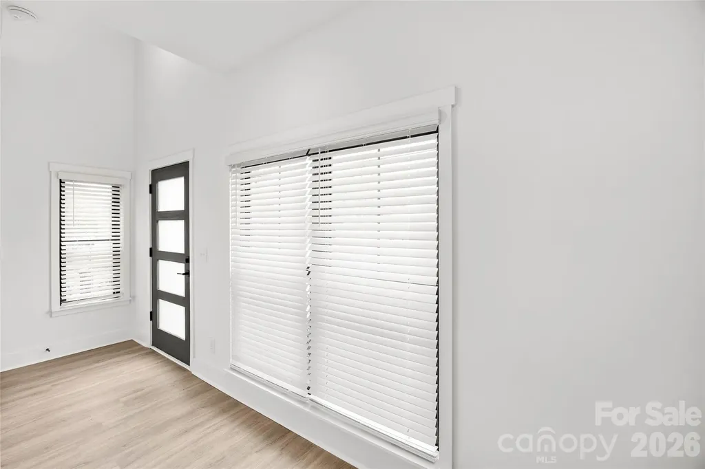 4039 S Tryon Street Charlotte NC 28217
