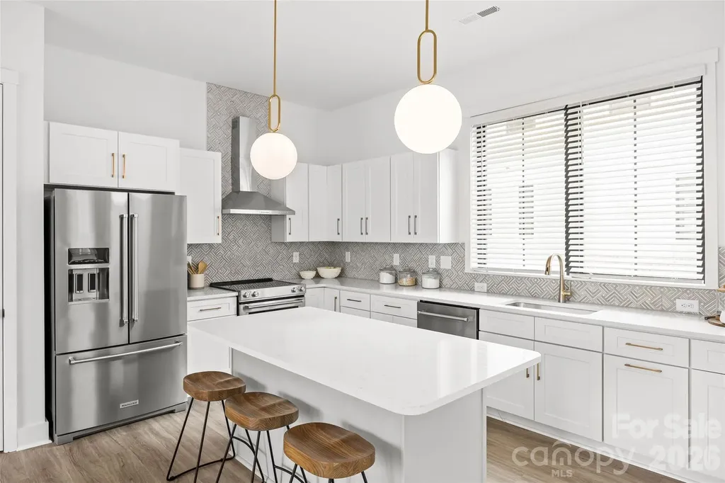 4039 S Tryon Street Charlotte NC 28217