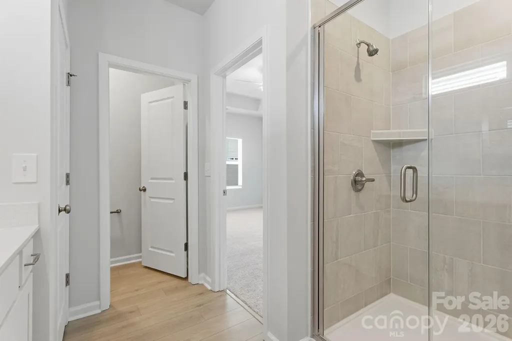 4618 Lakeview Road Charlotte NC 28216
