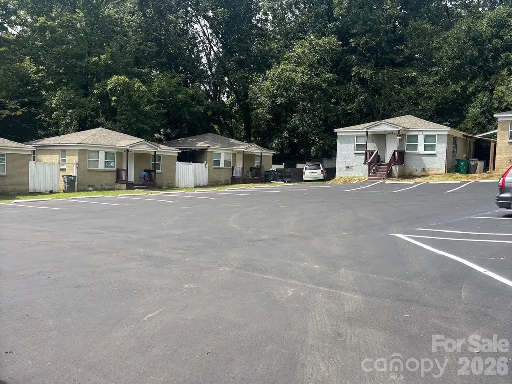 2416 Julia Avenue Charlotte NC 28206