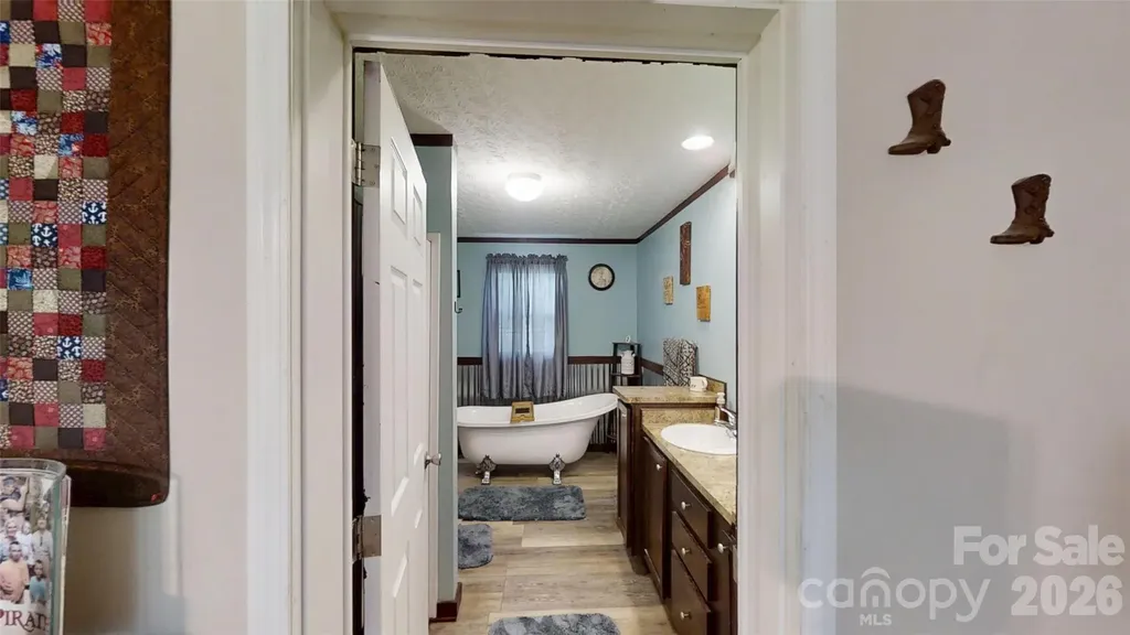 75 Pine Mount Road Weaverville NC 28787