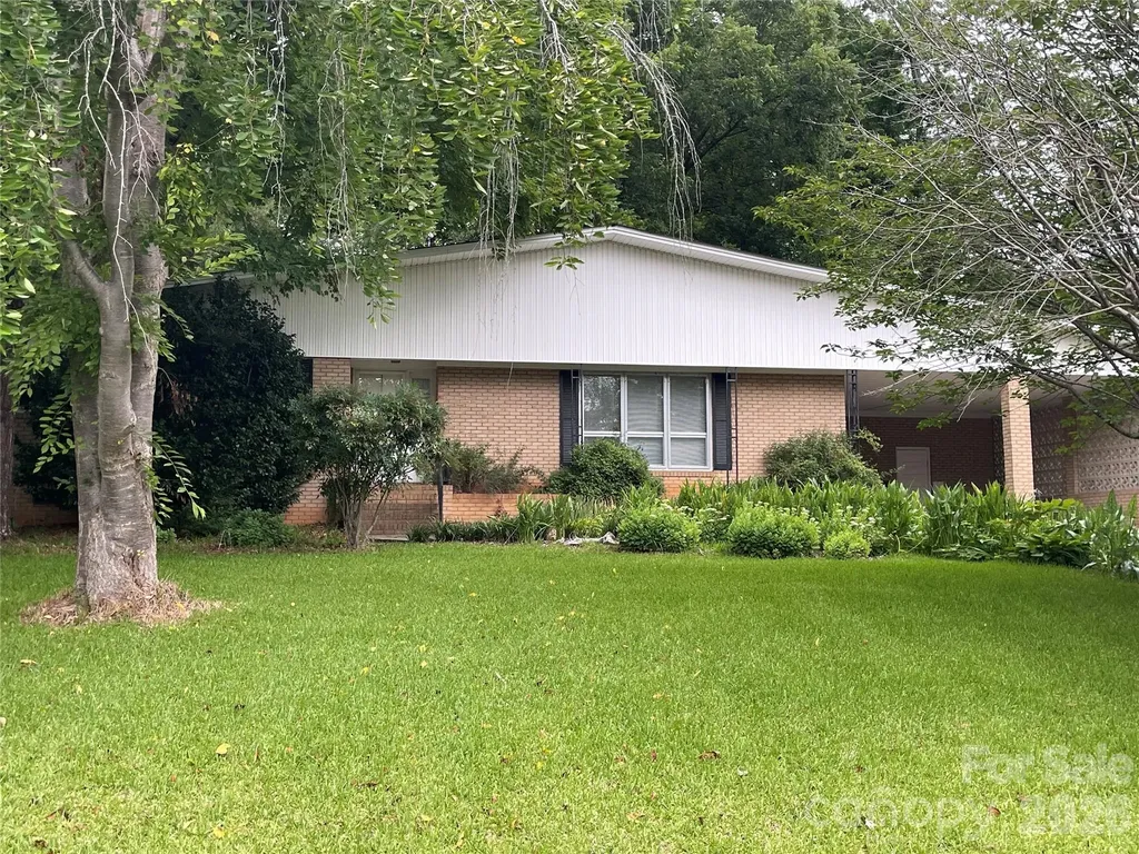 3209 Greenwood Park Circle Albemarle NC 28001