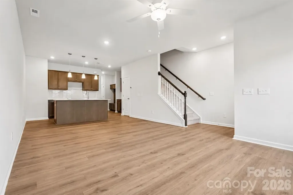 4750 Lakeview Road Charlotte NC 28216