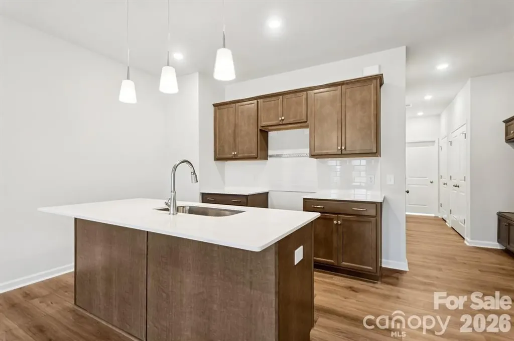 4750 Lakeview Road Charlotte NC 28216