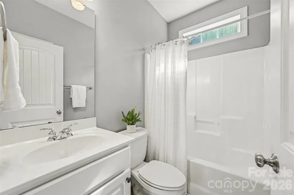 1109 Moray Court Charlotte NC 28211