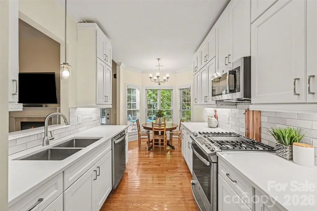 1109 Moray Court Charlotte NC 28211
