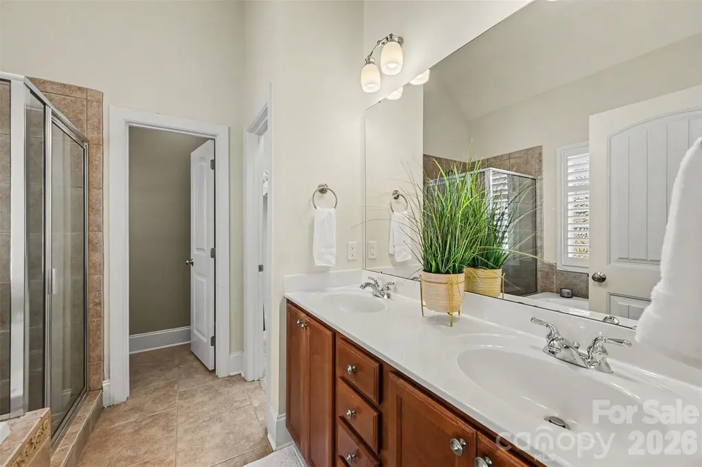 1109 Moray Court Charlotte NC 28211