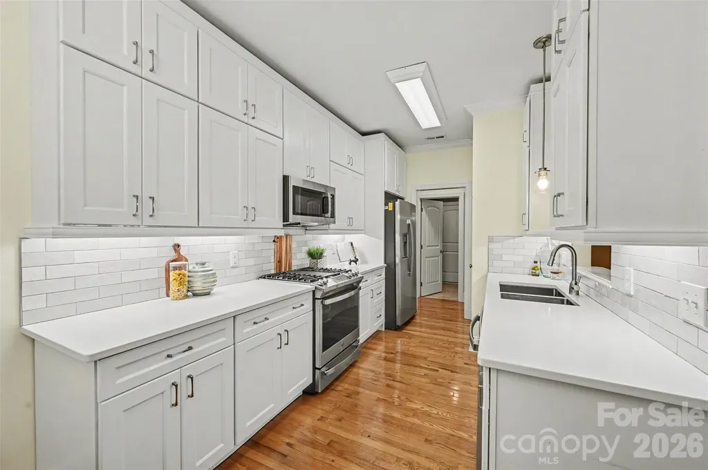 1109 Moray Court Charlotte NC 28211