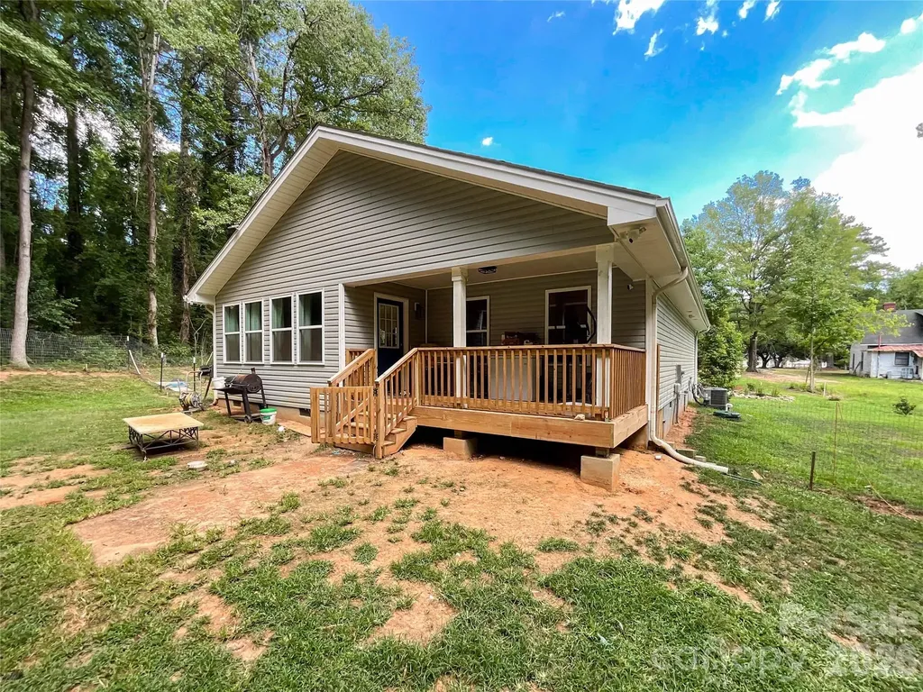 404 White Store Road Wadesboro NC 28170