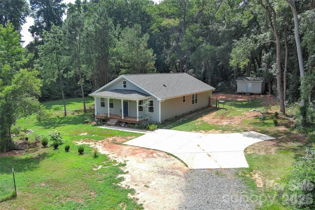 404 White Store Road Wadesboro NC 28170