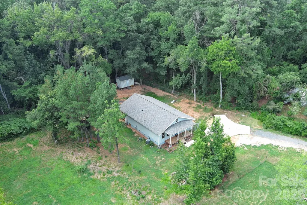 404 White Store Road Wadesboro NC 28170