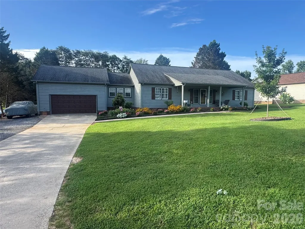 40 Candlewick Cove Drive Taylorsville NC 28681