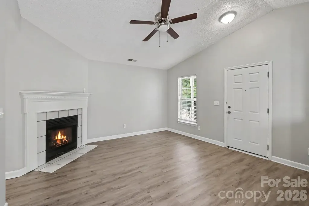 7035 Red Bud Circle Charlotte NC 28214