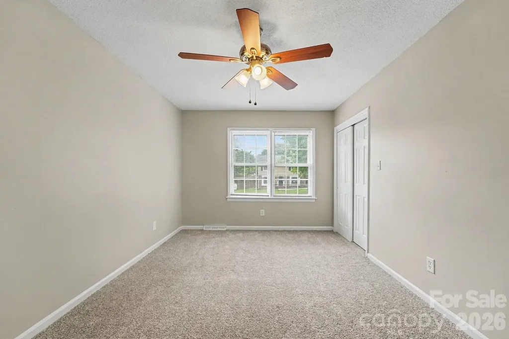 630 Colonial Drive Statesville NC 28625