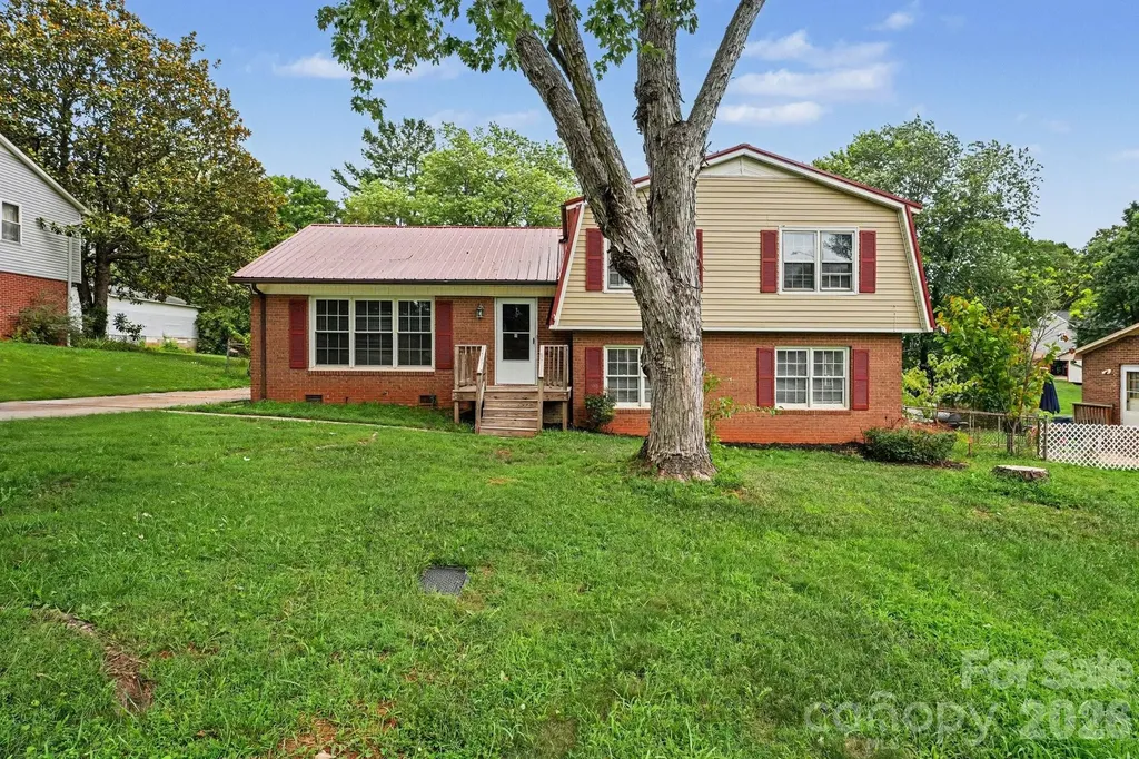630 Colonial Drive Statesville NC 28625