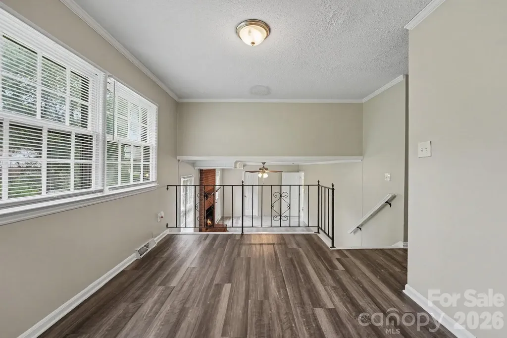 630 Colonial Drive Statesville NC 28625