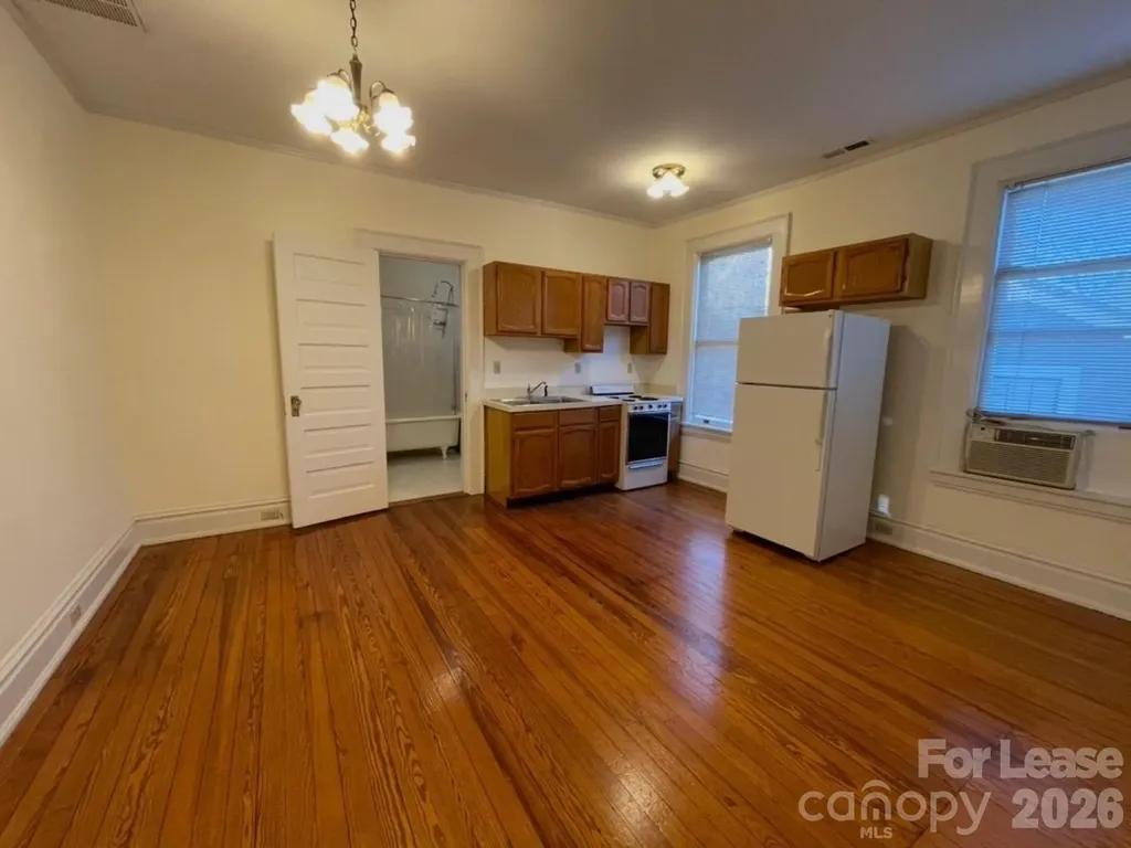 501 E Kingston Avenue Charlotte NC 28203