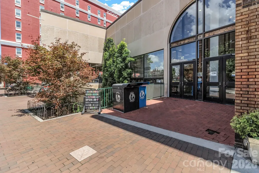 60 Haywood Street Asheville NC 28801
